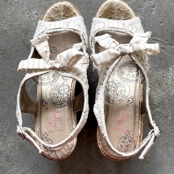Super cute Jelly Pop Eyelet Wedges size 7M - Picture 1 of 4